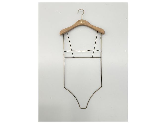 Dior set clothes hangers - view 10