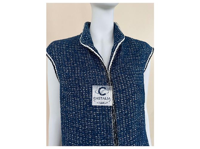 Chanel Nuevo chaleco de tweed iridiscente con botones CC Azul marino - vista 5