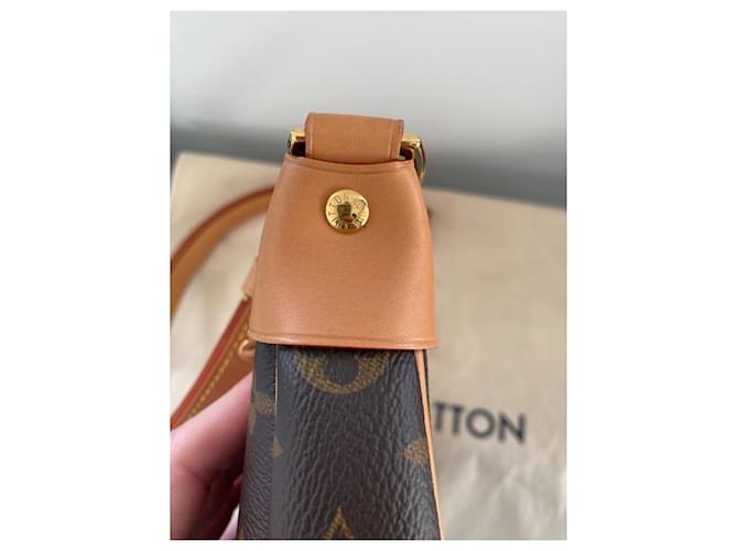 Borsa a mano Louis Vuitton Loop Monogram Canvas Marrone D'oro Caramello - vista 11