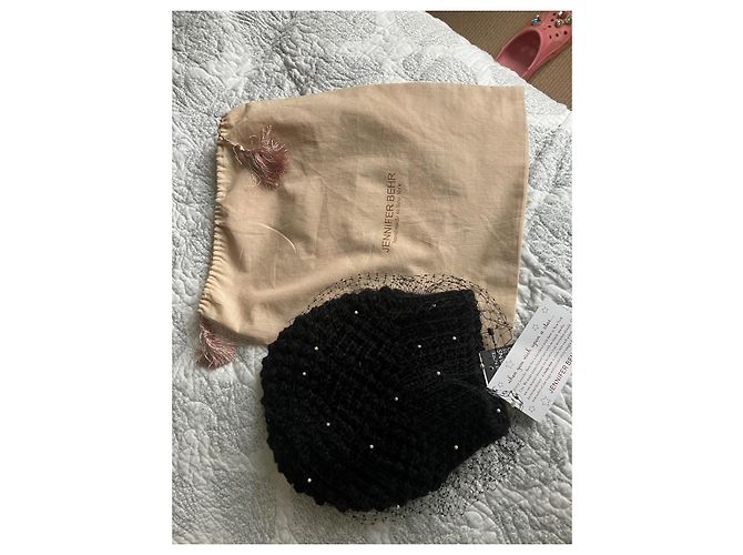 Berretto Jennifer Behr in lana di alpaca nero con velo e perle - vista 5
