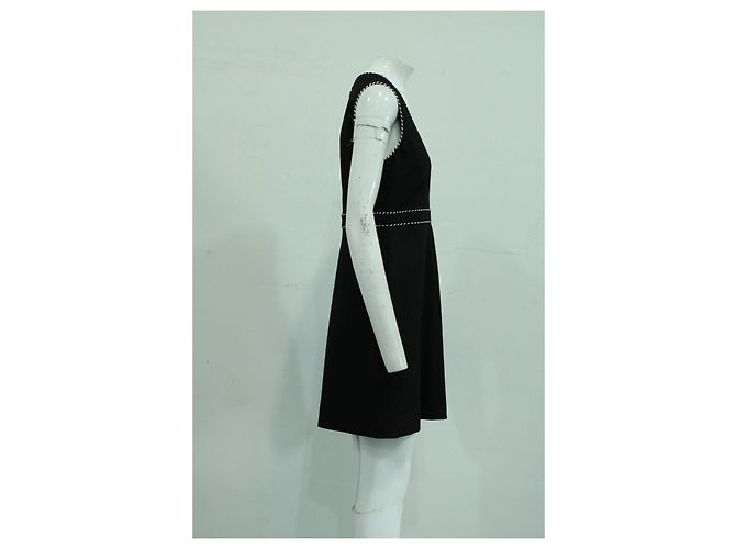 Diane Von Furstenberg Vestido negro con detalle en V - vista 9
