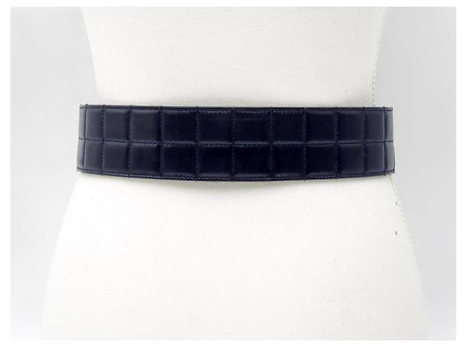Chanel Vintage große Schokoladenriegel-Ledergürtel mit Drehverschluss und silberner Hardware Schwarz - Ansicht 7