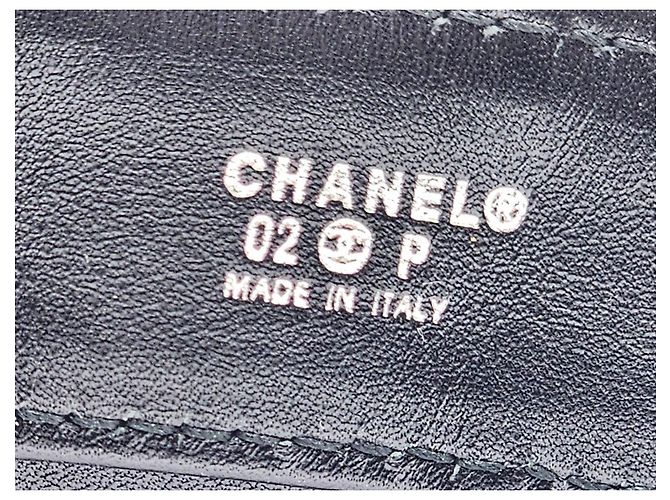 Chanel Vintage Chocolate Bar Turnlock Leather Belt Silver Hardware Black - view 2