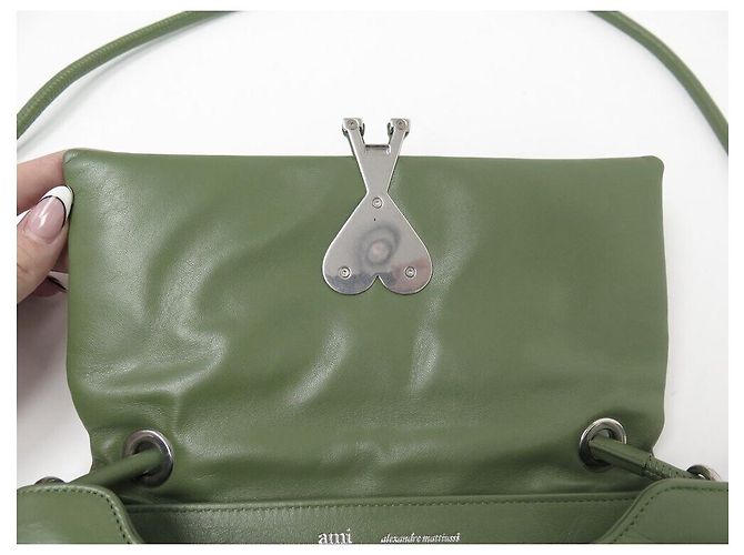 NUOVO BORSO A MANO AMI PARIS VOULEZ VOUS ULL163 BORSA A SPALLA IN PELLE VERDE - vista 8