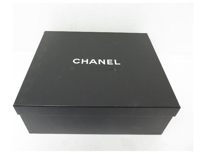 NUOVE STIVALI BICOLOR CHANEL G29228 39.5 BORDEAUX NERO - vista 11