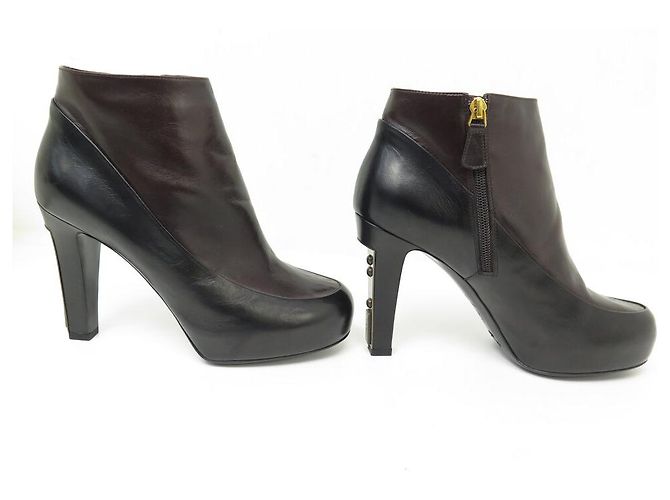 NUOVE STIVALI BICOLOR CHANEL G29228 39.5 BORDEAUX NERO - vista 3