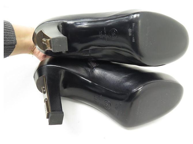 NUOVE STIVALI BICOLOR CHANEL G29228 39.5 BORDEAUX NERO - vista 6