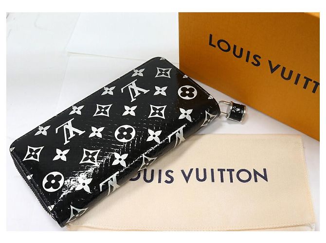 Carteira Zippy Monogram Python Louis Vuitton N96955 Preto - vista 2