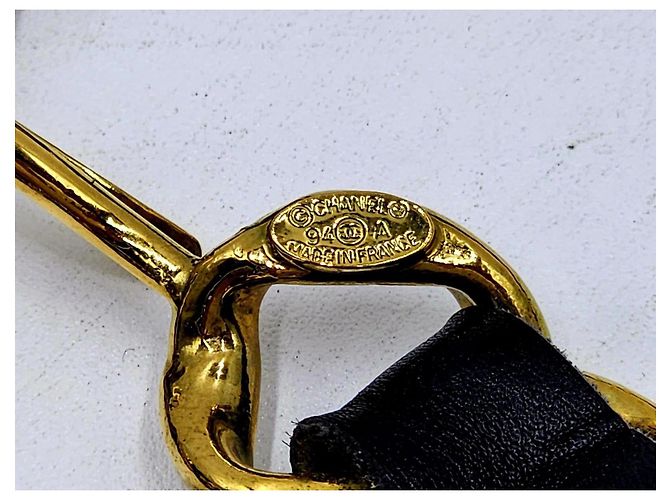 Chanel Vintage Chunky Triple Drapierte Halskette Gürtel Gold hardware - Ansicht 3