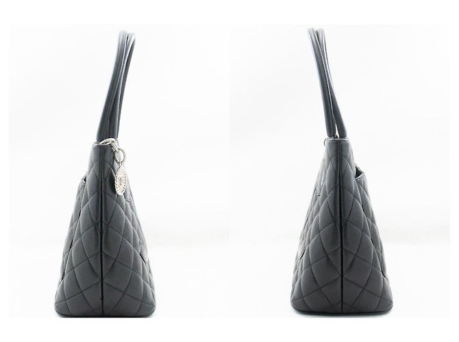 Medaillon Medaglione Chanel Nero - vista 3