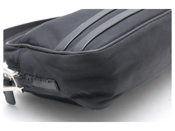 Borsa a spalla Christian Dior Logo No.2 Nera in Nylon Nero - vista 4