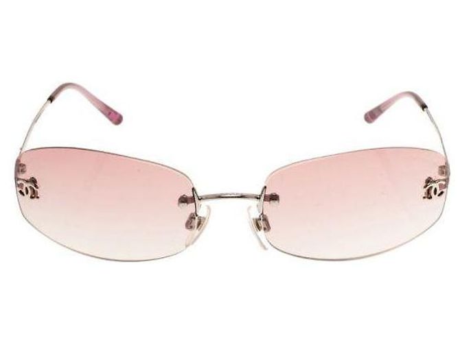 Gafas de sol Chanel 4002 rosa con logo - vista 2