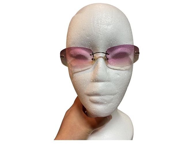 Gafas de sol Chanel 4002 rosa con logo - vista 4