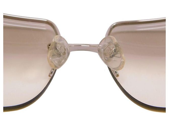 Occhiali da sole Chanel CC Logo Strass Grigio Argento Silver hardware - vista 4
