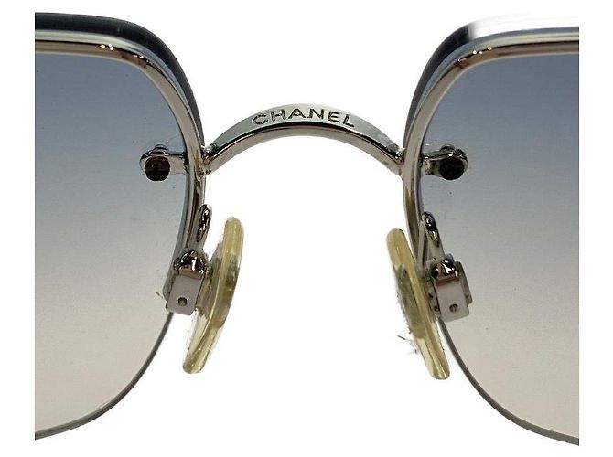 Occhiali da sole Chanel Blu e Argentati con Logo in Cristallo Argento - vista 6