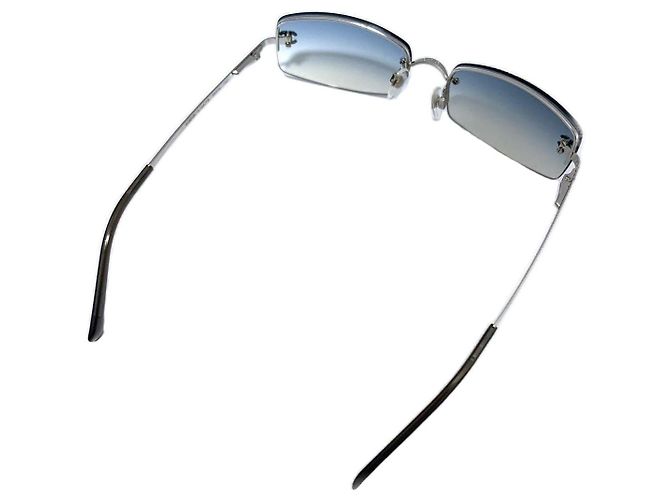 Occhiali da sole Chanel blu e argento in plastica - vista 2