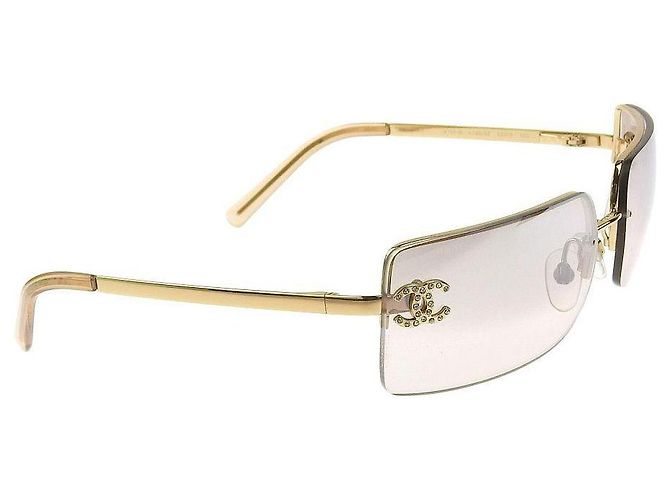 Gafas de sol Chanel CC Logo con strass dorado 4104-B - vista 3