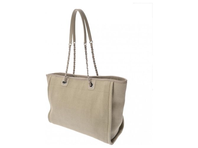 CHANEL Deauville MM Sac Tote Greige Gris - vue 3