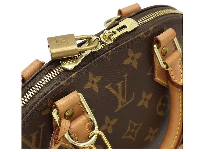 Sac à main Alma BB Monogram Louis Vuitton M46990 Marron - vue 5