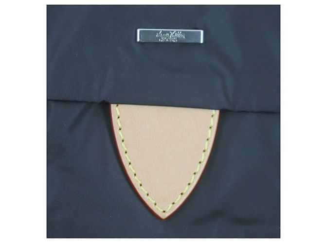 Cazadora de lluvia de nylon Louis Vuitton 1A5CWA Azul marino - vista 5