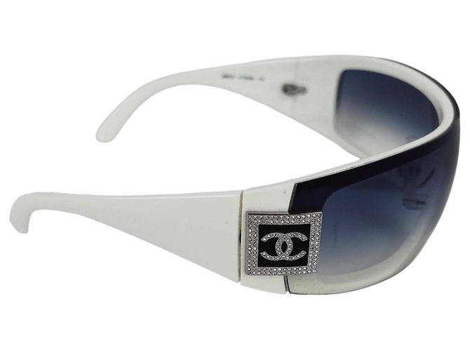 Gafas de sol Chanel 4117-B Blancas Azules Blanco - vista 4