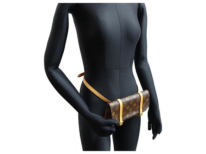 Borsa a vita da donna Pochette Marelle di Louis Vuitton Marrone Monogramma - vista 8