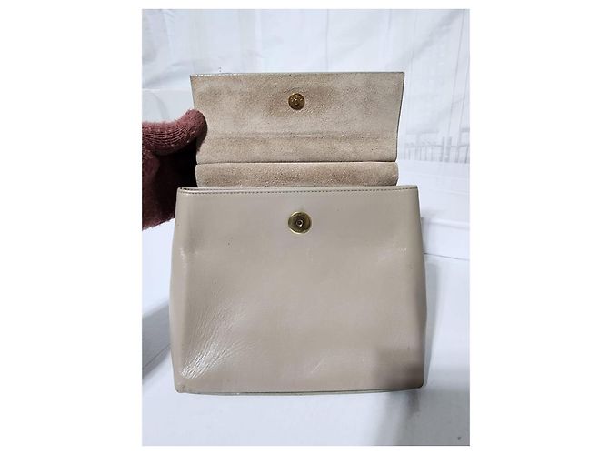 Bolsa de mão de couro Gucci Bamboo com aba bege - vista 12