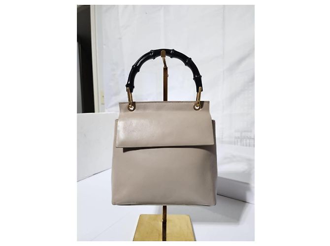 Bolsa de mão de couro Gucci Bamboo com aba bege - vista 6