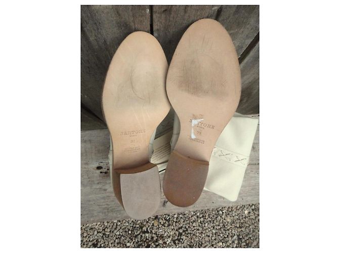 Botas Sartore de piel crema - vista 7