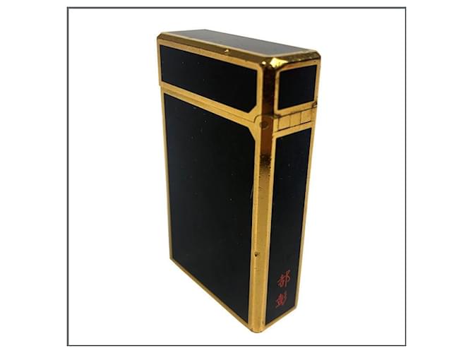 St Dupont S.T. Dupont laque de chine lighter Black Gold hardware - view 2