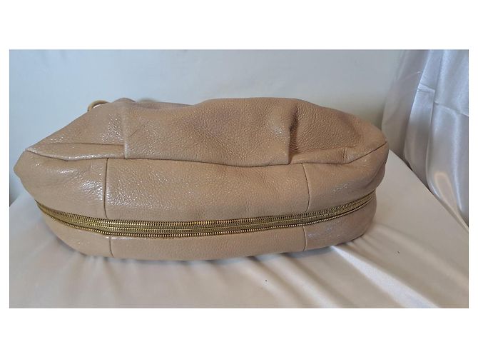 Borsa hobo Prada Cervo Lux in pelle beige dorato - vista 8