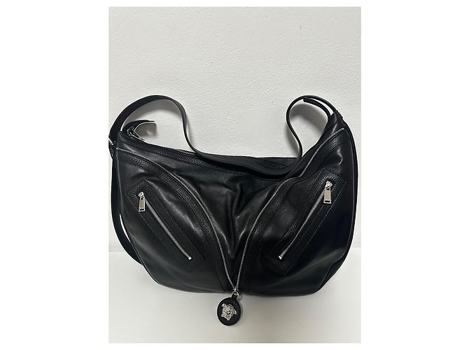 Borsa a spalla Hobo Repeat di Versace Nero - vista 12