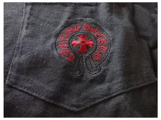 Camiseta Chrome Hearts de algodón negra y roja con logo CH bordado Negro - vista 2