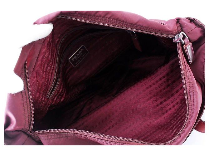 Prada Tote Bag aus rotem Leder - Ansicht 10