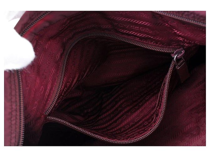 Prada Tote Bag aus rotem Leder - Ansicht 9