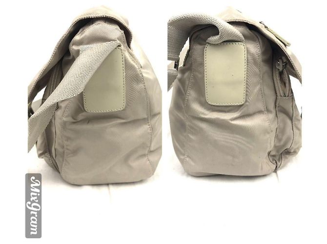 Borsa a spalla Prada in nylon grigio argento - vista 5
