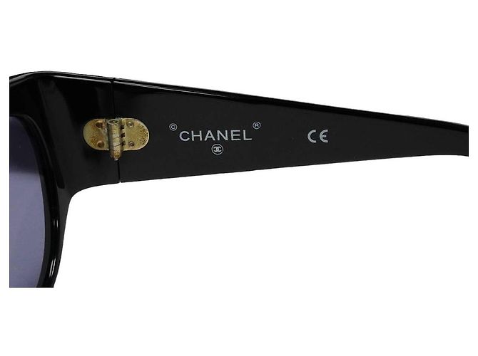 Chanel Occhiali da sole neri e oro Nero D'oro - vista 4