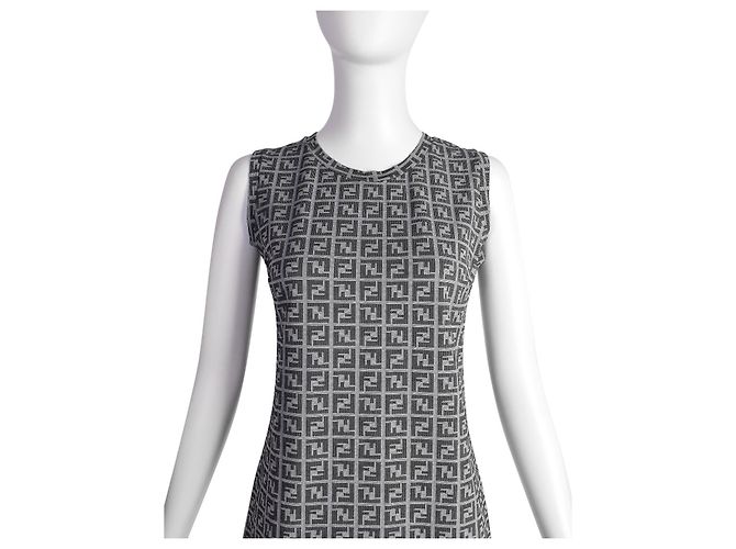 Fendi Monogramm Kleid Grau Nylon - Ansicht 3