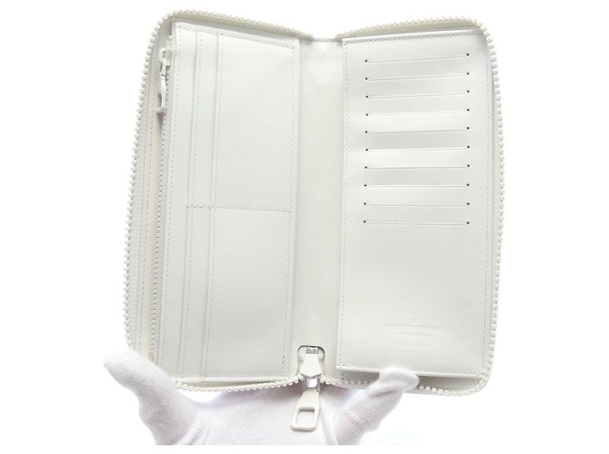 Louis Vuitton Zippy Wallet Vertical Taurillon Leather Long Wallet White - view 3