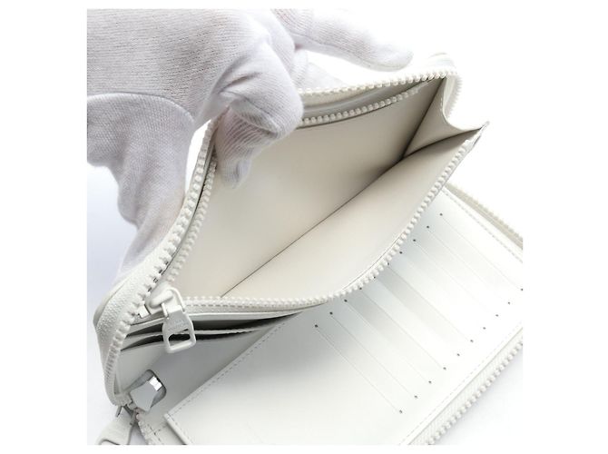 Louis Vuitton Zippy Wallet Vertical Taurillon Leather Long Wallet White - view 6