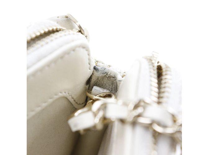 Borsa a spalla Chanel Deauville Chain Bianco - vista 13