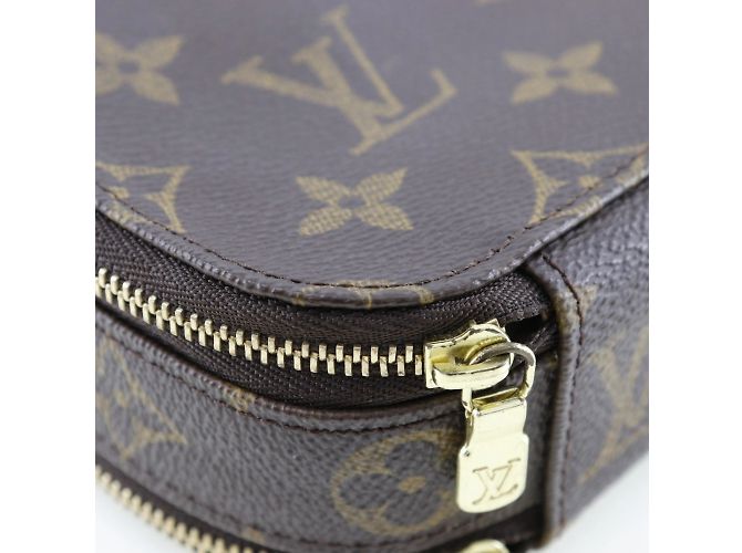 Pouch Truth Brush PM Louis Vuitton Marrone - vista 4