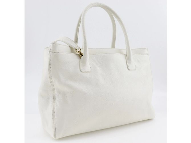 Borsa Executive Chanel in Pelle Caviar Bianca Bianco - vista 3