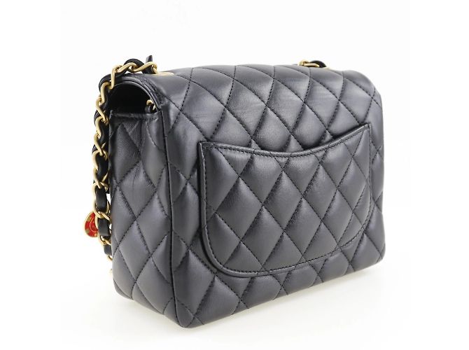 Chanel Matelasse Shoulder Bag Black - view 3