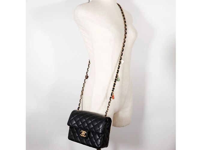 Chanel Matelasse Shoulder Bag Black - view 9