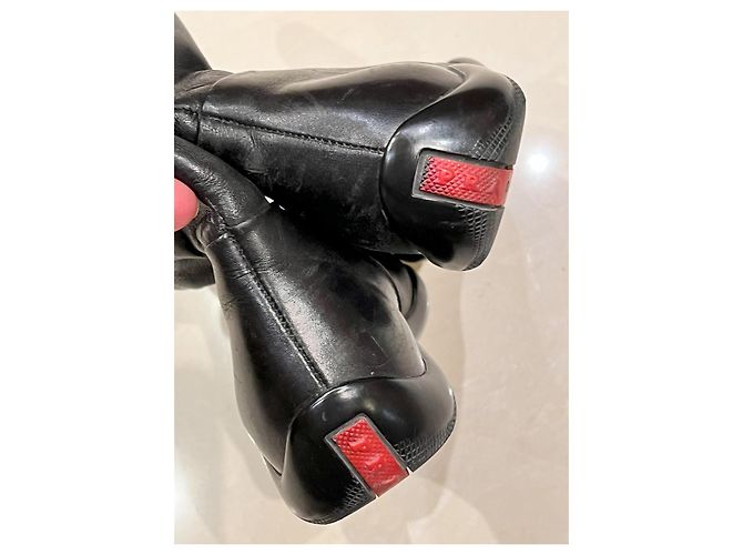 Botas Prada de couro preto - vista 11