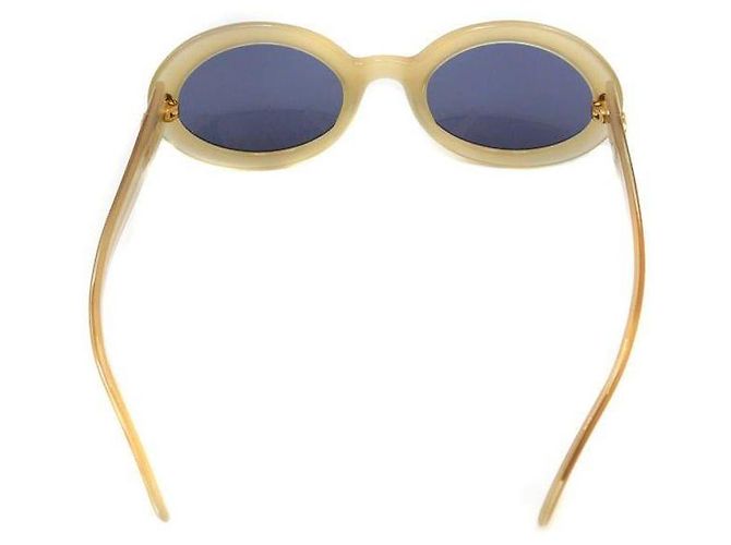 Gafas de sol Chanel Kurt Cobain Crema Oro Logo CC Dorado Crudo - vista 6