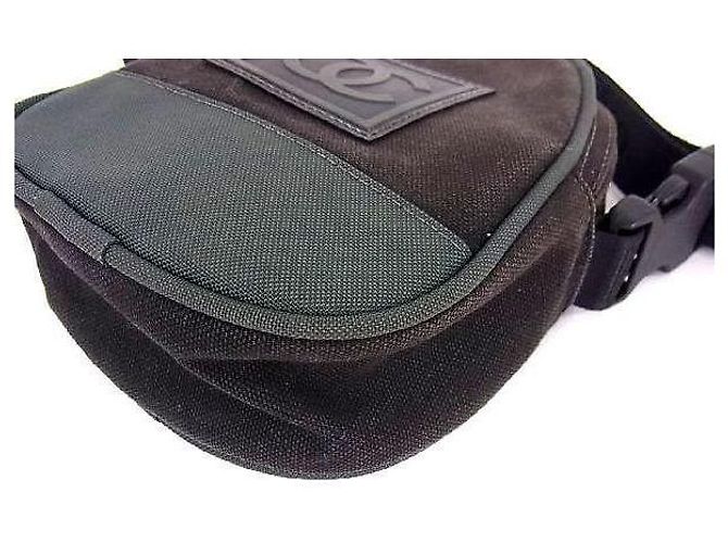 Borsa da viaggio Chanel Sport in nylon nero e verde scuro - vista 6