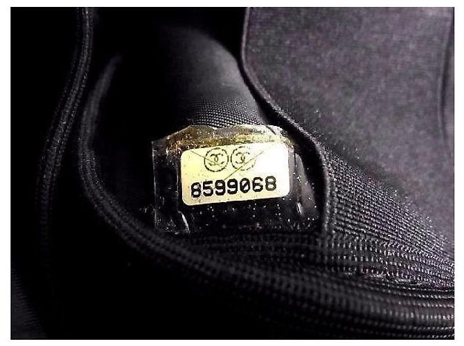 Borsa da viaggio Chanel Sport in nylon nero e verde scuro - vista 9