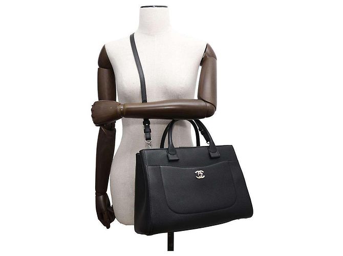 Borsa Tote Neo Executive di Chanel Nero - vista 4